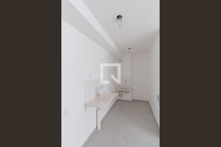 Cozinha e Área de Serviço de apartamento para alugar com 2 quartos, 35m² em Jardim Helena, São Paulo