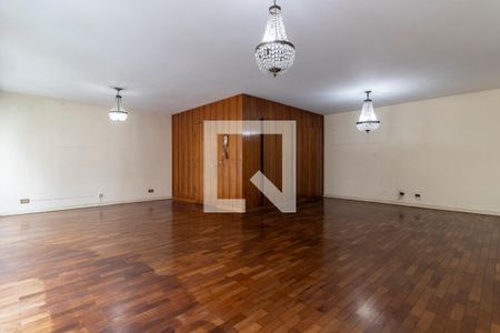 Apartamento à venda com 227m², 4 quartos e 2 vagas Apartamento à venda com 227m², 4 quartos e 2 vagasSala