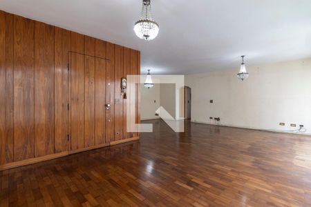 Apartamento à venda com 227m², 4 quartos e 2 vagas Apartamento à venda com 227m², 4 quartos e 2 vagasSala