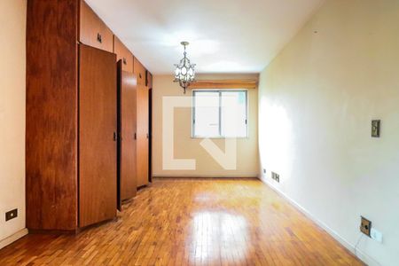 Apartamento à venda com 227m², 4 quartos e 2 vagas Apartamento à venda com 227m², 4 quartos e 2 vagasSuíte