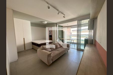 Studio Sala de kitnet/studio à venda com 1 quarto, 37m² em Pinheiros, São Paulo