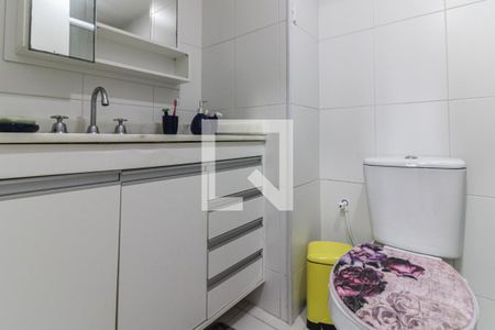 Apartamento à venda com 78m², 2 quartos e 1 vagaSuíte - Banheiro