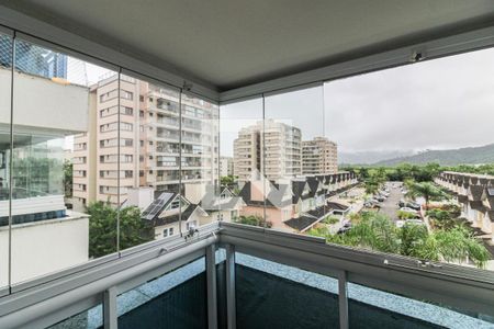 Apartamento à venda com 78m², 2 quartos e 1 vagaSuíte - Varanda