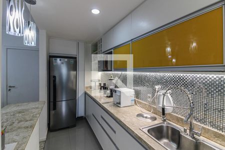 Apartamento à venda com 78m², 2 quartos e 1 vagaCozinha e Área de Serviço