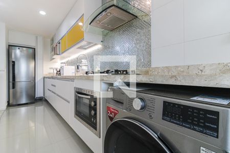 Apartamento à venda com 78m², 2 quartos e 1 vagaCozinha e Área de Serviço