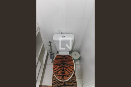 Apartamento à venda com 78m², 2 quartos e 1 vagaBanheiro Social