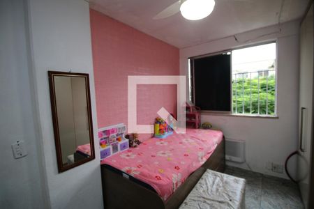 Quarto 2 de apartamento para alugar com 2 quartos, 50m² em Cordovil, Rio de Janeiro