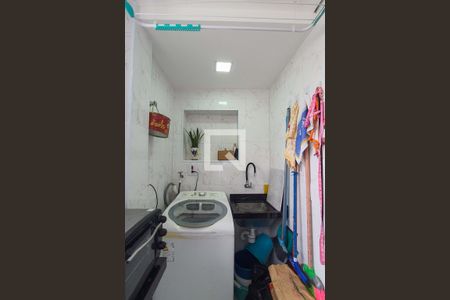 Apartamento à venda com 70m², 2 quartos e 1 vagaCozinha e Área de Serviço