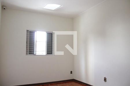 Quarto 2 de casa para alugar com 2 quartos, 80m² em Vila Gomes Cardim, São Paulo