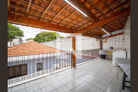 Casa à venda com 240m², 3 quartos e 3 vagasÁrea de Serviço