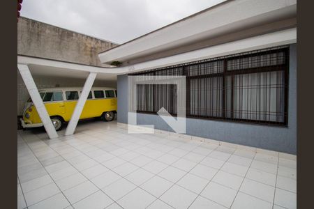 Casa à venda com 240m², 3 quartos e 3 vagasGaragem