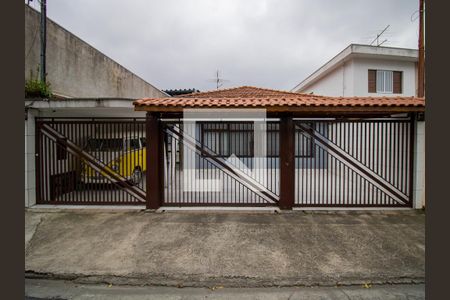 Casa à venda com 240m², 3 quartos e 3 vagasFachada