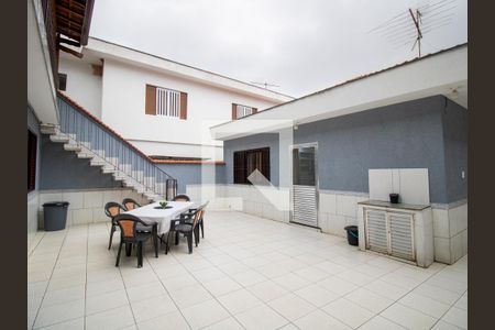 Casa à venda com 240m², 3 quartos e 3 vagasQuintal