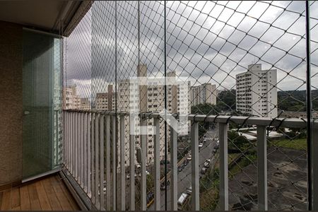 sacada sala de apartamento à venda com 3 quartos, 71m² em Jardim Celeste, São Paulo