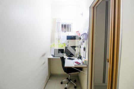 Casa à venda com 144m², 3 quartos e 2 vagasEscritório