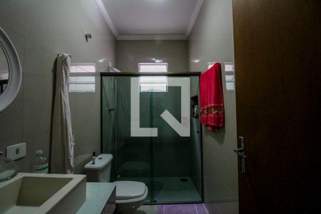 Casa à venda com 144m², 3 quartos e 2 vagasBanheiro