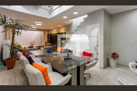 Casa à venda com 3 quartos, 220m² em Ipiranga, São Paulo