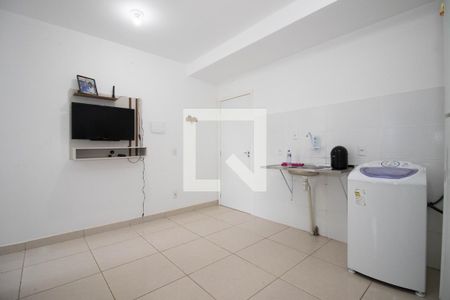 Sala/Cozinha de apartamento para alugar com 1 quarto, 31m² em Samambaia Sul (samambaia), Brasília