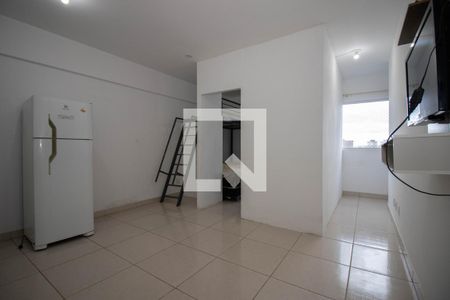 Sala/Cozinha de apartamento para alugar com 1 quarto, 31m² em Samambaia Sul (samambaia), Brasília