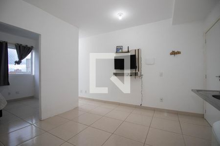 Sala/Cozinha de apartamento para alugar com 1 quarto, 31m² em Samambaia Sul (samambaia), Brasília