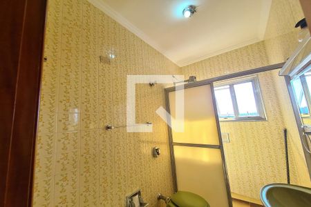 Banheiro da Suíte de casa para alugar com 3 quartos, 191m² em Jardim Guairaca, São Paulo