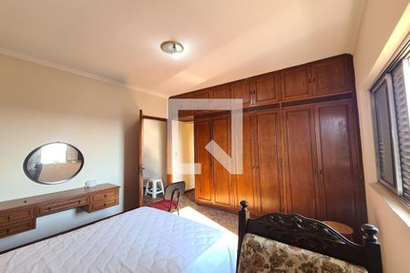 Suite de casa para alugar com 3 quartos, 191m² em Jardim Guairaca, São Paulo