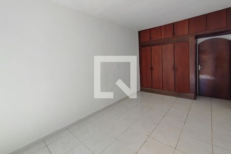 Quarto 2 de casa à venda com 3 quartos, 400m² em Jardim Campos Elíseos, Campinas