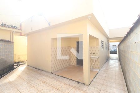 Casa para alugar com 200m², 3 quartos e 1 vagaÁrea de Serviço