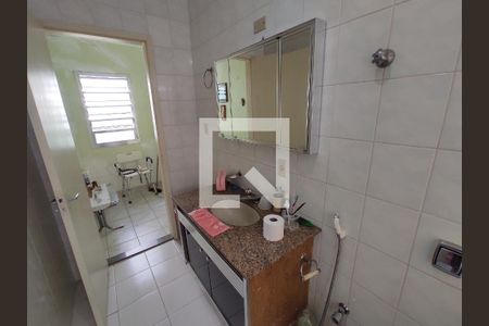 Casa à venda com 90m², 3 quartos e sem vagaBanheiro