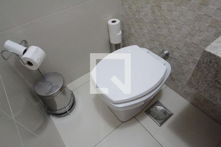 Casa para alugar com 326m², 4 quartos e 4 vagasLavabo