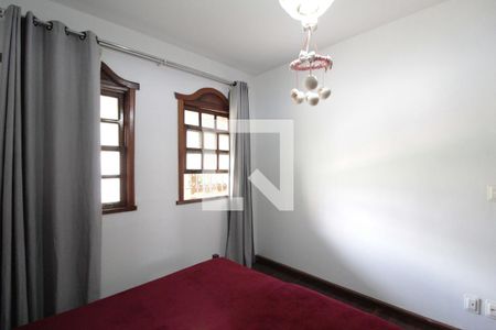 Casa para alugar com 326m², 4 quartos e 4 vagasQuarto 1