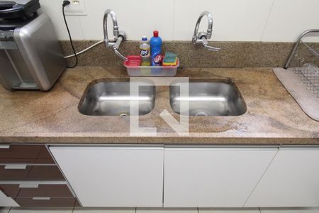 Casa para alugar com 326m², 4 quartos e 4 vagasCozinha