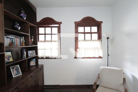 Casa para alugar com 326m², 4 quartos e 4 vagasBiblioteca