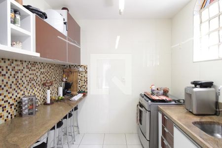 Casa para alugar com 326m², 4 quartos e 4 vagasCozinha