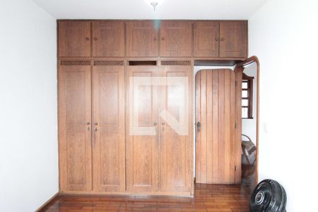 Casa para alugar com 326m², 4 quartos e 4 vagasQuarto 2