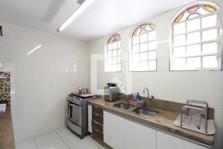 Casa para alugar com 326m², 4 quartos e 4 vagasCozinha