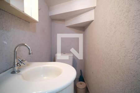 Casa à venda com 150m², 3 quartos e 1 vaga Casa à venda com 150m², 3 quartos e 1 vagaLavabo