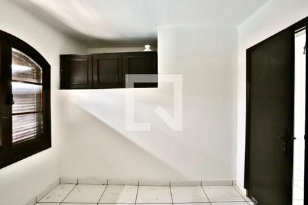 Casa à venda com 189m², 3 quartos e 4 vagasQuarto 2