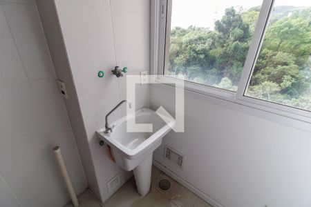 Apartamento para alugar com 75m², 3 quartos e 1 vagaÁrea de Serviço