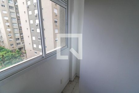 Apartamento para alugar com 75m², 3 quartos e 1 vagaÁrea de Serviço