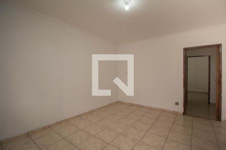 Sala de casa para alugar com 2 quartos, 140m² em Chácara Inglesa, São Paulo