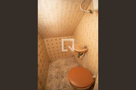 Casa para alugar com 140m², 2 quartos e 2 vagas Casa para alugar com 140m², 2 quartos e 2 vagasBanheiro de Serviço