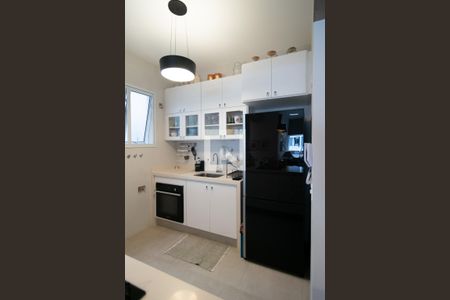 Apartamento à venda com 98m², 2 quartos e sem vaga Apartamento à venda com 98m², 2 quartos e sem vagaCozinha