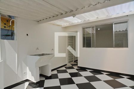 Casa à venda com 100m², 2 quartos e 1 vagaÁrea de Serviço