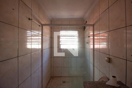 Banheiro da Suíte de casa para alugar com 3 quartos, 100m² em Conjunto Promorar Sapopemba, São Paulo