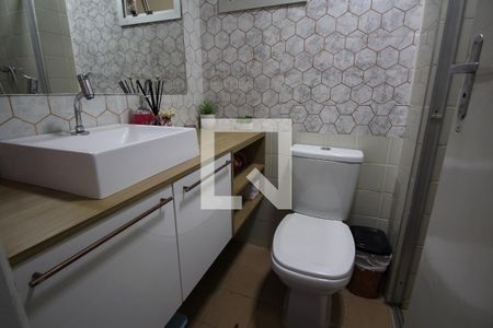 Apartamento à venda com 71m², 3 quartos e 1 vagaBanheiro