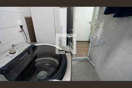 Apartamento à venda com 70m², 2 quartos e 1 vagaÁrea de Serviço 