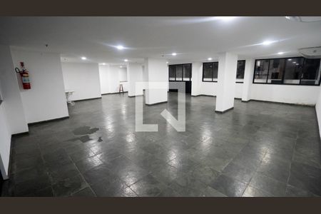Apartamento à venda com 70m², 2 quartos e 1 vagaÁrea comum