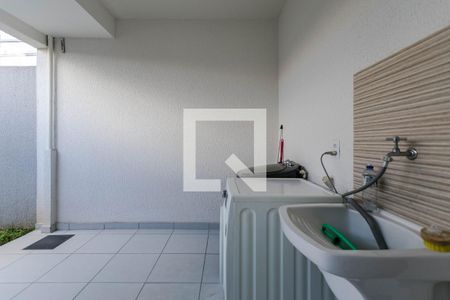 Casa de condomínio para alugar com 115m², 2 quartos e 1 vagaÁrea de Serviço