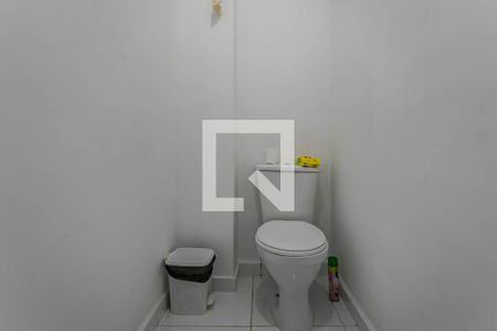 Lavabo de casa de condomínio para alugar com 2 quartos, 115m² em Jundiapeba, Mogi das Cruzes